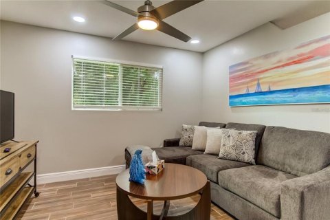 Villa ou maison à louer à Lutz, Floride: 1 chambre, 67.35 m2 № 2411591 - photo 15