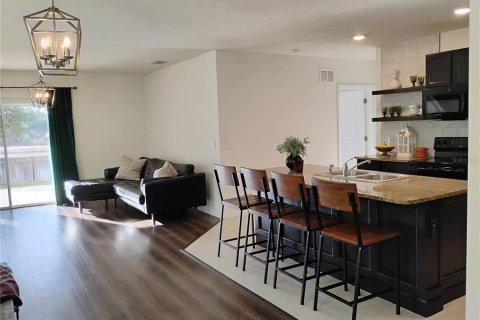 Villa ou maison à vendre à Bradenton, Floride: 5 chambres, 226.59 m2 № 2212129 - photo 9