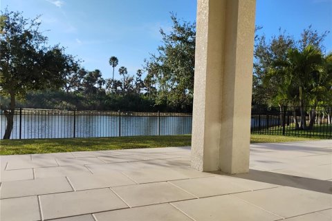 Villa ou maison à vendre à Bradenton, Floride: 5 chambres, 226.59 m2 № 2212129 - photo 30