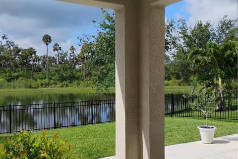 Villa ou maison à vendre à Bradenton, Floride: 5 chambres, 226.59 m2 № 2212129 - photo 27