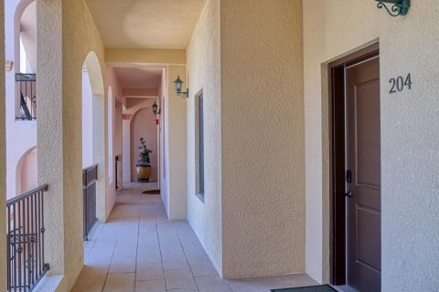 Condo in Sarasota, Florida, 2 bedrooms  № 1828459 - photo 24