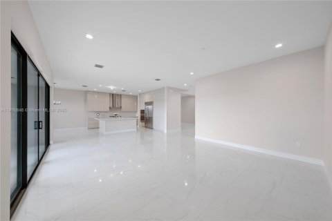 House in Boca Raton, Florida 5 bedrooms № 1956983 - photo 5