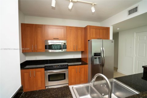 Condominio en venta en Coral Gables, Florida, 1 dormitorio, 87.05 m2 № 1888266 - foto 16