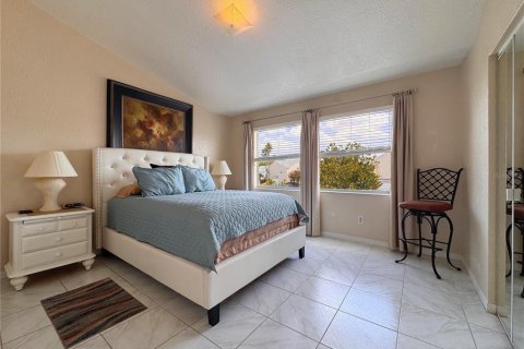 Condo in Orlando, Florida, 2 bedrooms  № 1857985 - photo 12