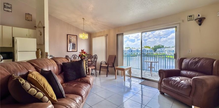 Condo in Orlando, Florida, 2 bedrooms  № 1857985