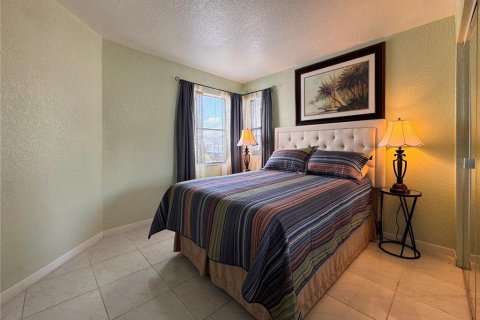 Condo in Orlando, Florida, 2 bedrooms  № 1857985 - photo 17