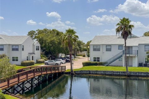 Condo in Orlando, Florida, 2 bedrooms  № 1857985 - photo 25