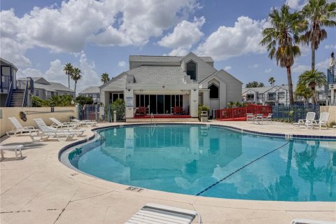 Condo in Orlando, Florida, 2 bedrooms  № 1857985 - photo 27