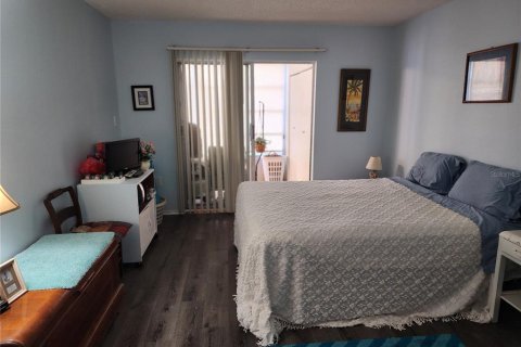 Copropriété à louer à Bradenton, Floride: 2 chambres, 106.28 m2 № 2214589 - photo 10