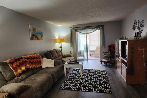Copropriété à louer à Bradenton, Floride: 2 chambres, 106.28 m2 № 2214589 - photo 6