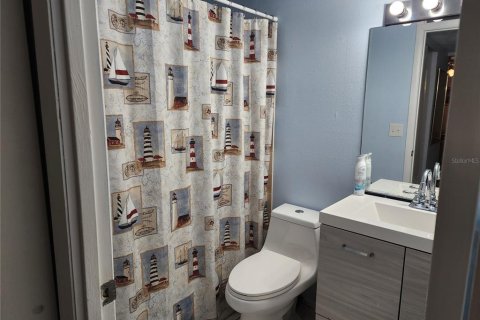 Copropriété à louer à Bradenton, Floride: 2 chambres, 106.28 m2 № 2214589 - photo 9