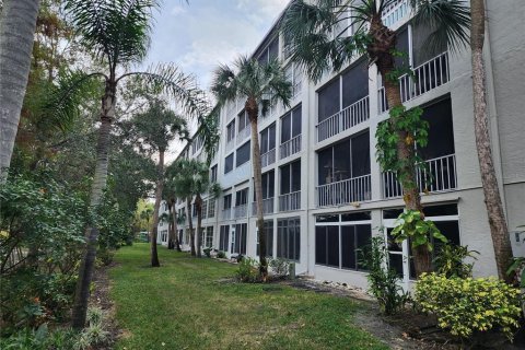 Copropriété à louer à Bradenton, Floride: 2 chambres, 106.28 m2 № 2214589 - photo 13