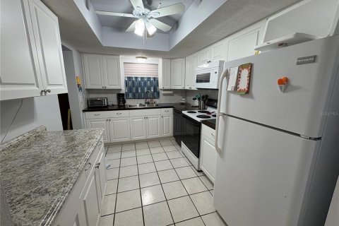 Copropriété à louer à Bradenton, Floride: 2 chambres, 106.28 m2 № 2214589 - photo 25
