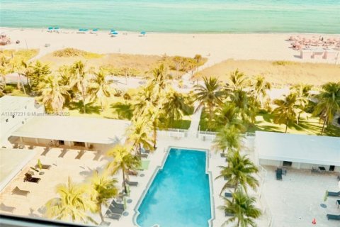 Снять в аренду кондоминиум в Майами-Бич, Флорида 64.47м2, № 1958286 - фото 21