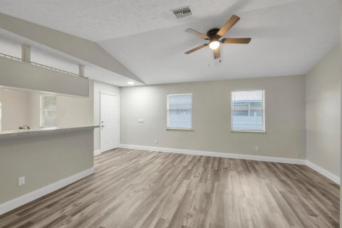 Villa ou maison à vendre à Vero Beach, Floride: 3 chambres, 107.86 m2 № 2431557 - photo 5