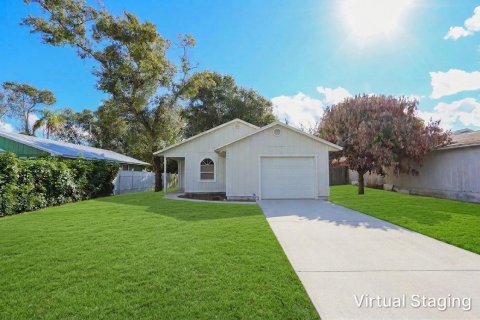 Villa ou maison à Vero Beach, Floride 3 chambres, 107.86 m2 № 2431557