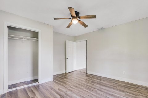 Villa ou maison à vendre à Vero Beach, Floride: 3 chambres, 107.86 m2 № 2431557 - photo 21
