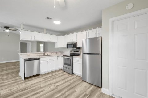Villa ou maison à vendre à Vero Beach, Floride: 3 chambres, 107.86 m2 № 2431557 - photo 9