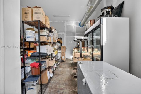 Купить коммерческую недвижимость в Майами, Флорида № 2066329 - фото 26