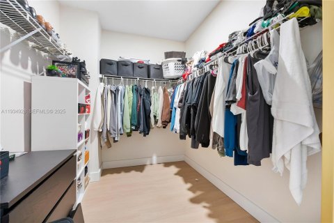 Adosado en alquiler en Miami Lakes, Florida, 3 dormitorios, 187.2 m2 № 1993599 - foto 20