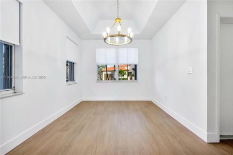 Adosado en alquiler en Miami Lakes, Florida, 3 dormitorios, 187.2 m2 № 1993599 - foto 9