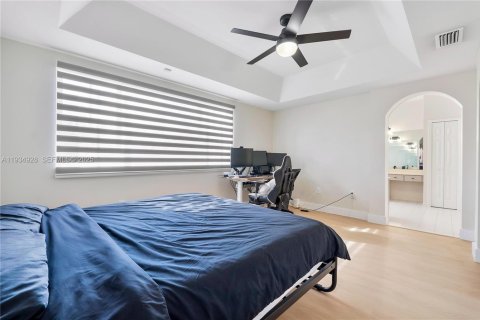 Adosado en alquiler en Miami Lakes, Florida, 3 dormitorios, 187.2 m2 № 1993599 - foto 19