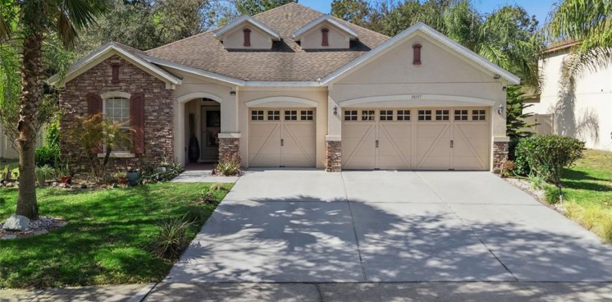 Casa en Mount Dora, Florida 4 dormitorios, 214.33 m2 № 2208222