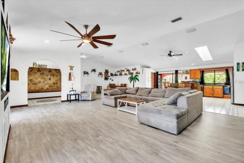Villa ou maison à vendre à Port Charlotte, Floride: 4 chambres, 481.05 m2 № 2425208 - photo 6