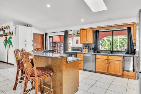 Villa ou maison à vendre à Port Charlotte, Floride: 4 chambres, 481.05 m2 № 2425208 - photo 11