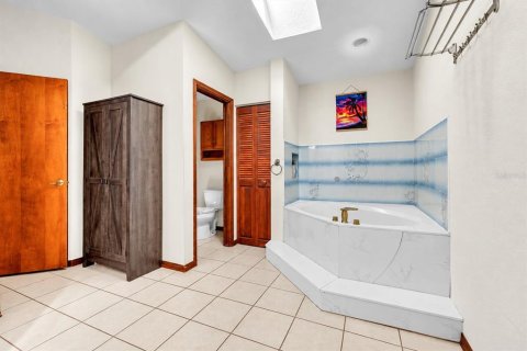 Villa ou maison à vendre à Port Charlotte, Floride: 4 chambres, 481.05 m2 № 2425208 - photo 20