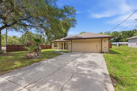 Villa ou maison à Inverness, Floride 3 chambres, 172.89 m2 № 2117491