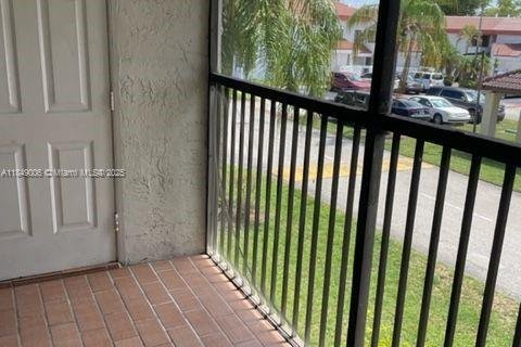 Снять в аренду кондоминиум в Майами, Флорида 2 спальни, 108.7м2, № 1850605 - фото 14