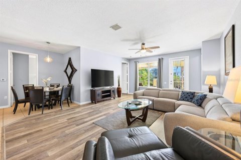 Condo in Orlando, Florida, 3 bedrooms  № 2383575 - photo 12