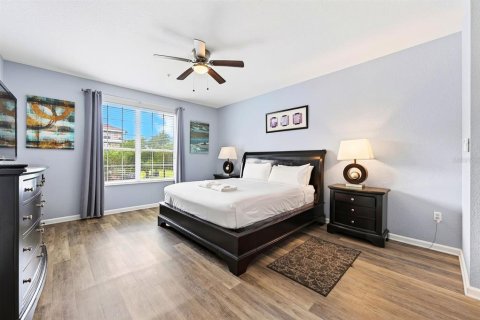 Condo in Orlando, Florida, 3 bedrooms  № 2383575 - photo 14