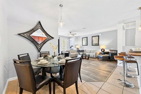 Condo in Orlando, Florida, 3 bedrooms  № 2383575 - photo 10