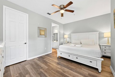 Condo in Orlando, Florida, 3 bedrooms  № 2383575 - photo 18