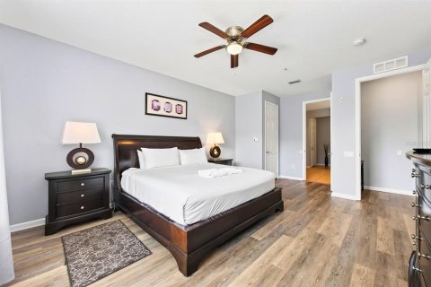Condo in Orlando, Florida, 3 bedrooms  № 2383575 - photo 15