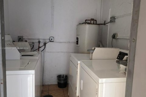 Copropriété à louer à Miami, Floride: 2 chambres, 81.94 m2 № 2005957 - photo 18