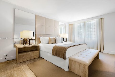 Condo in Miami Beach, Florida, 2 bedrooms  № 2022977 - photo 4