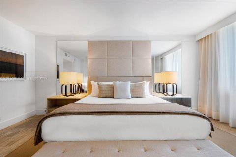 Condo in Miami Beach, Florida, 2 bedrooms  № 2022977 - photo 15