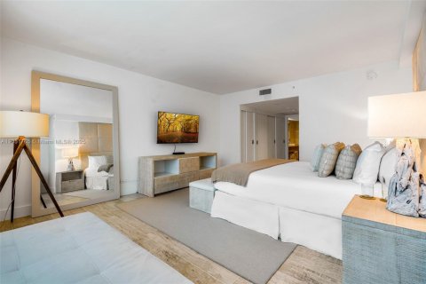 Condo in Miami Beach, Florida, 2 bedrooms  № 2022977 - photo 22