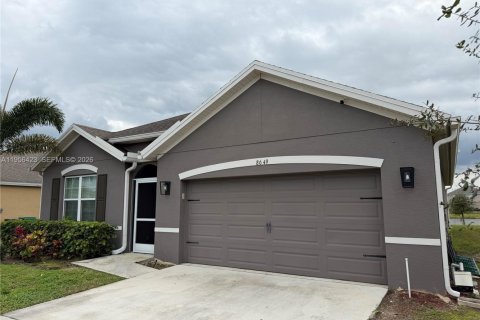 Casa en St. Lucie, Florida 4 dormitorios, 179.67 m2 № 2011125