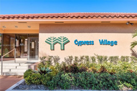 Condominio en venta en Miami Lakes, Florida, 2 dormitorios, 85.28 m2 № 1973480 - foto 21