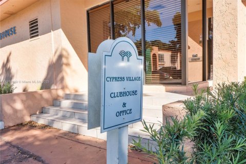 Condominio en venta en Miami Lakes, Florida, 2 dormitorios, 85.28 m2 № 1973480 - foto 20