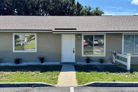 Condominio en venta en Tavares, Florida, 2 dormitorios, 105.91 m2 № 1883349 - foto 1