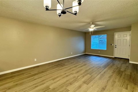 Condominio en venta en Tavares, Florida, 2 dormitorios, 105.91 m2 № 1883349 - foto 7