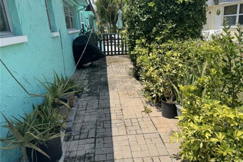 Condominio en venta en Pinellas Park, Florida, 2 dormitorios, 103.03 m2 № 2229420 - foto 18