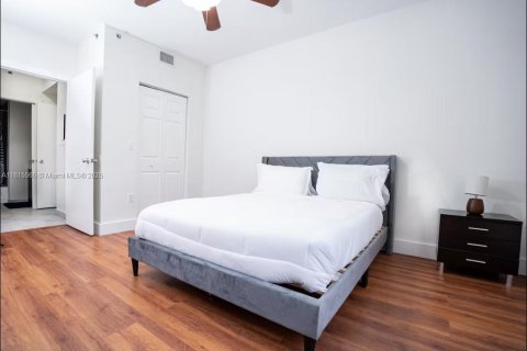 Condominio en alquiler en Aventura, Florida, 2 dormitorios № 2059850 - foto 14