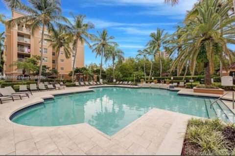 Condominio en alquiler en Aventura, Florida, 2 dormitorios № 2059850 - foto 27
