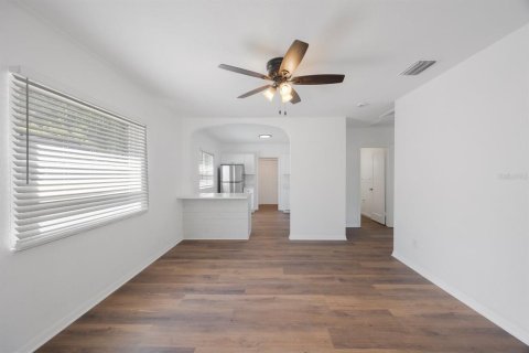 Casa en venta en Saint Petersburg, Florida, 2 dormitorios, 79.06 m2 № 1799974 - foto 3